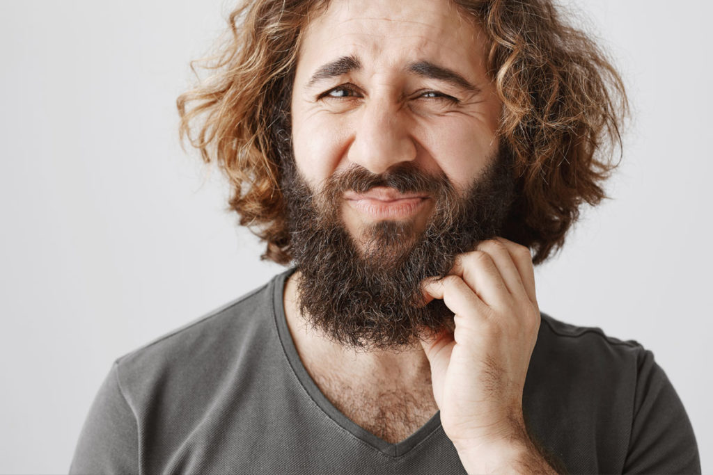 Barbe qui gratte